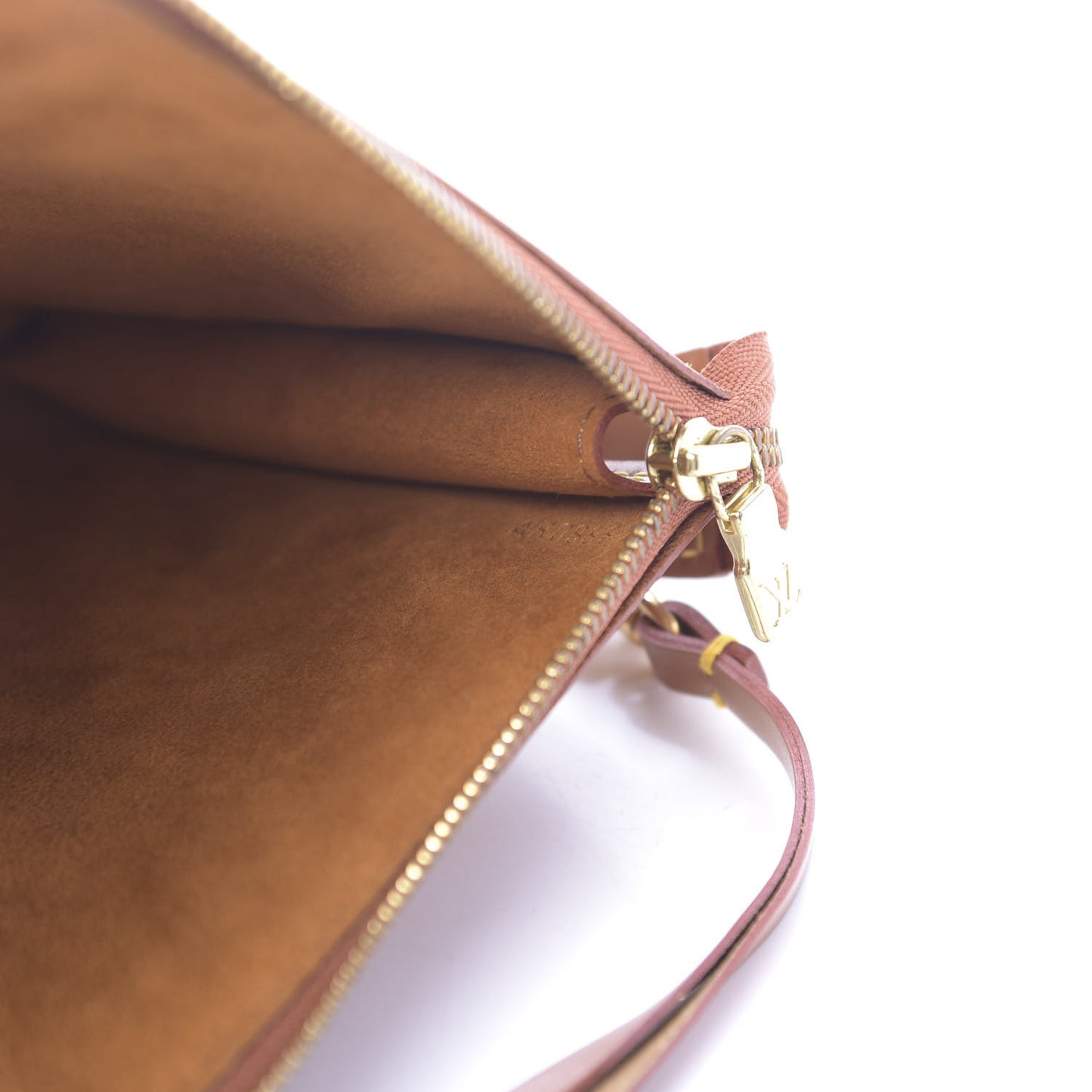 Epi Pochette Accessories 24 Cipango