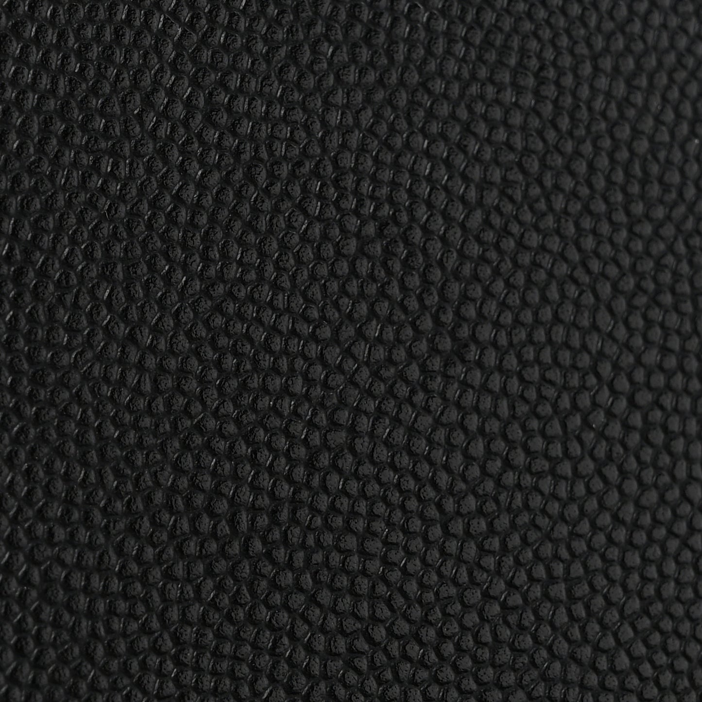 Caviar Quilted Medium Boy Flap Black