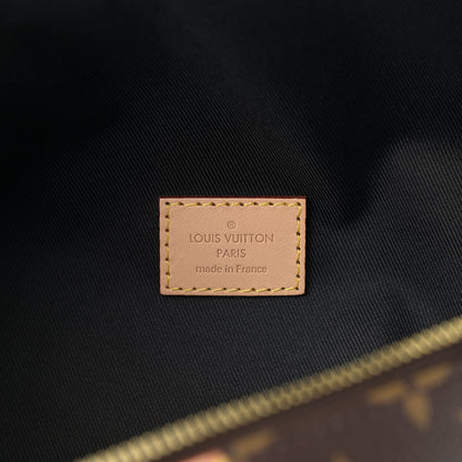 Louis Vuitton Monogram Bumbag 6 of 9