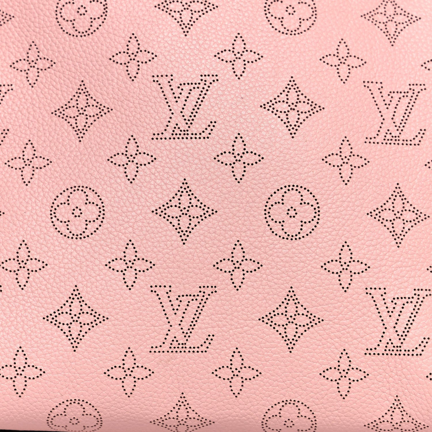 Louis Vuitton Mahina Babylone Chain BB Magnolia 8 of 10