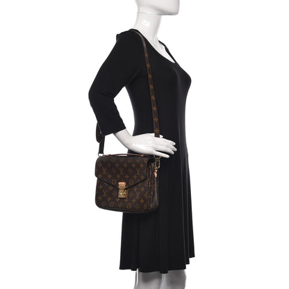 Louis Vuitton Monogram Pochette Metis 2 of 11