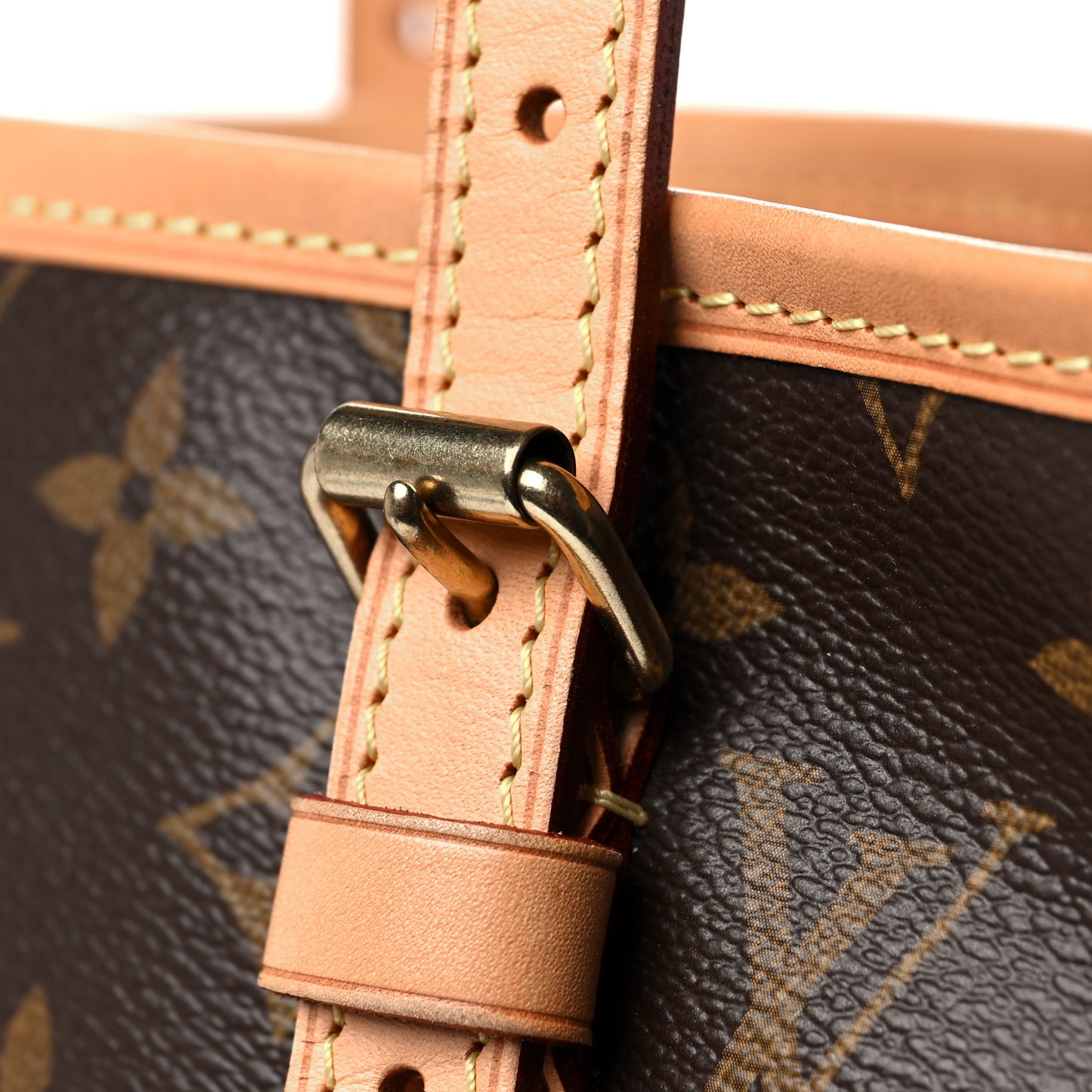 Monogram Petit Bucket 23