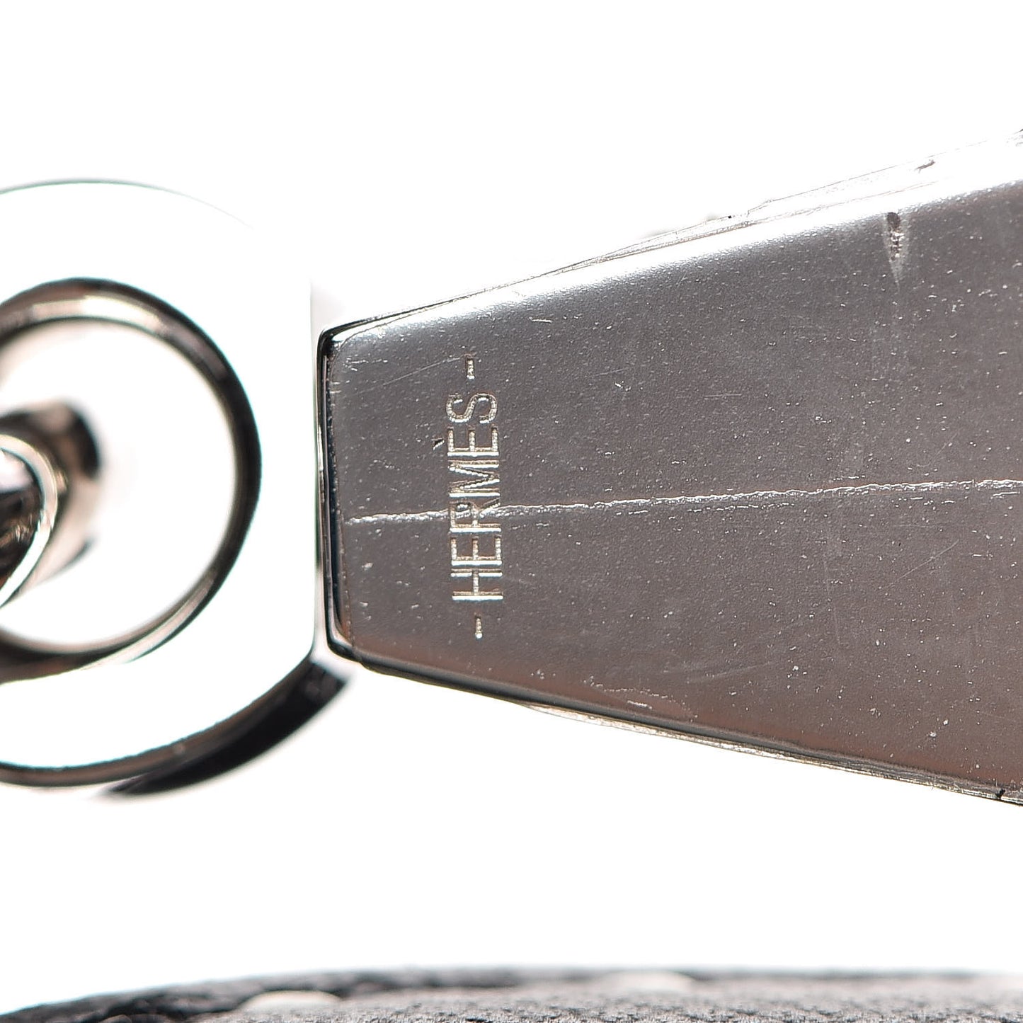 Grained Monsieur Un Point Sur Deux Kelly Sellier 28 Black