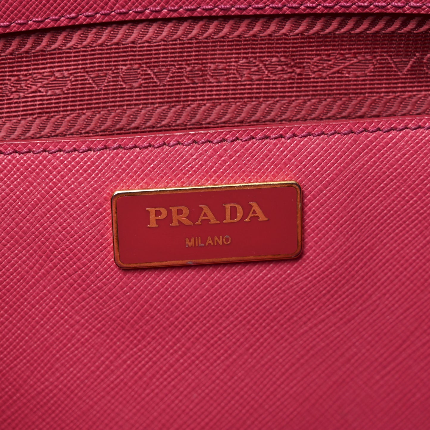 Saffiano Large Galleria Double Zip Tote Peonia