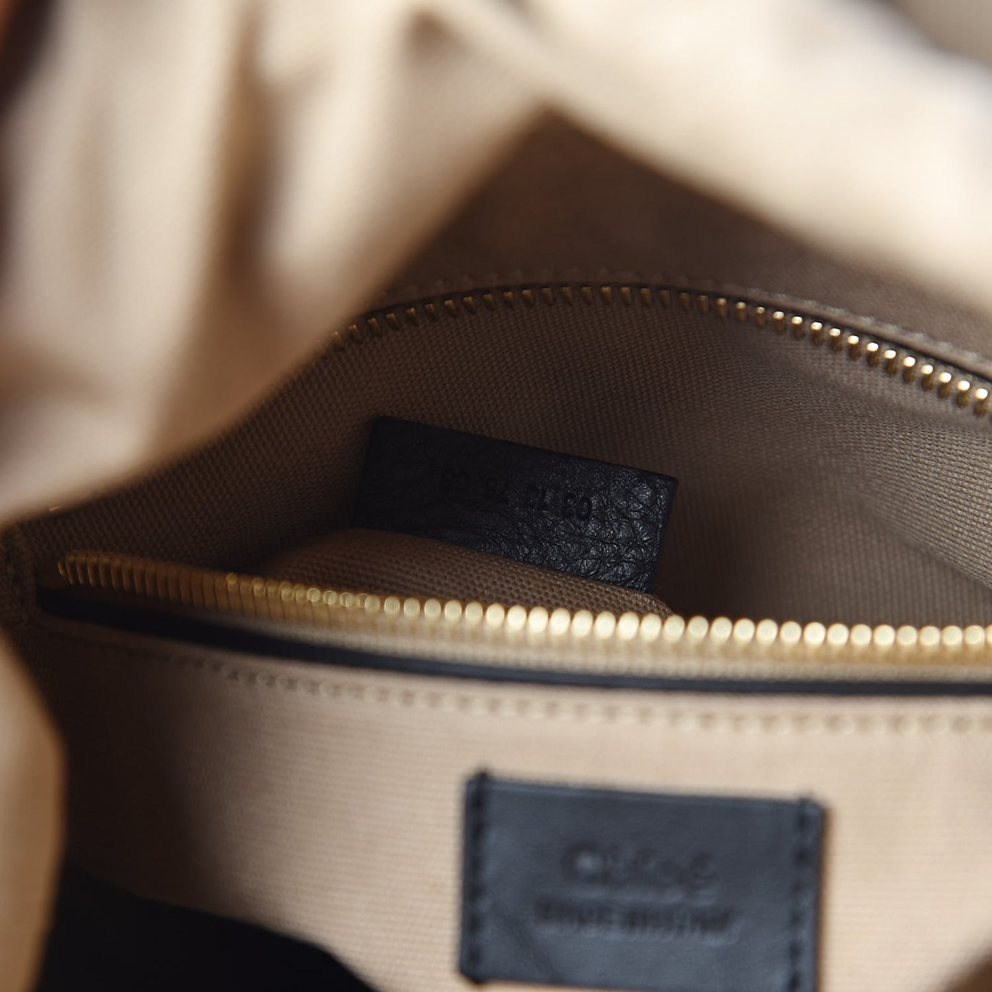 Smooth Calfskin Small Roy Bucket Bag Black