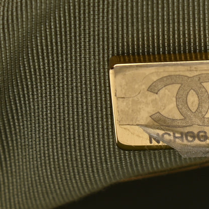 Chanel Lambskin Quilted Medium Chanel 19 Flap Green 6 of 8