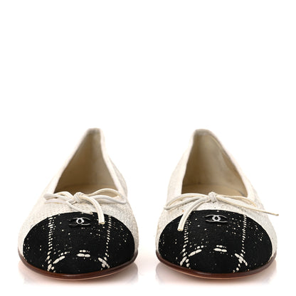 Chanel Tweed Cap Toe Ballet Flats 37 White Black 3 of 13