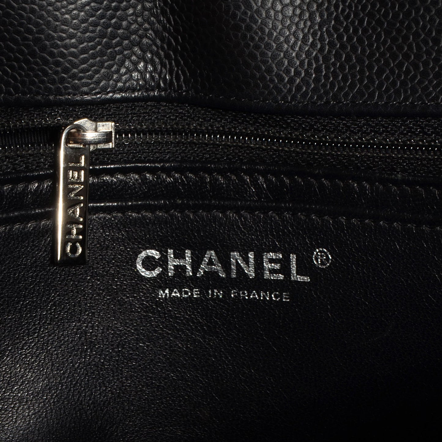 Caviar Maxi Single Flap Black