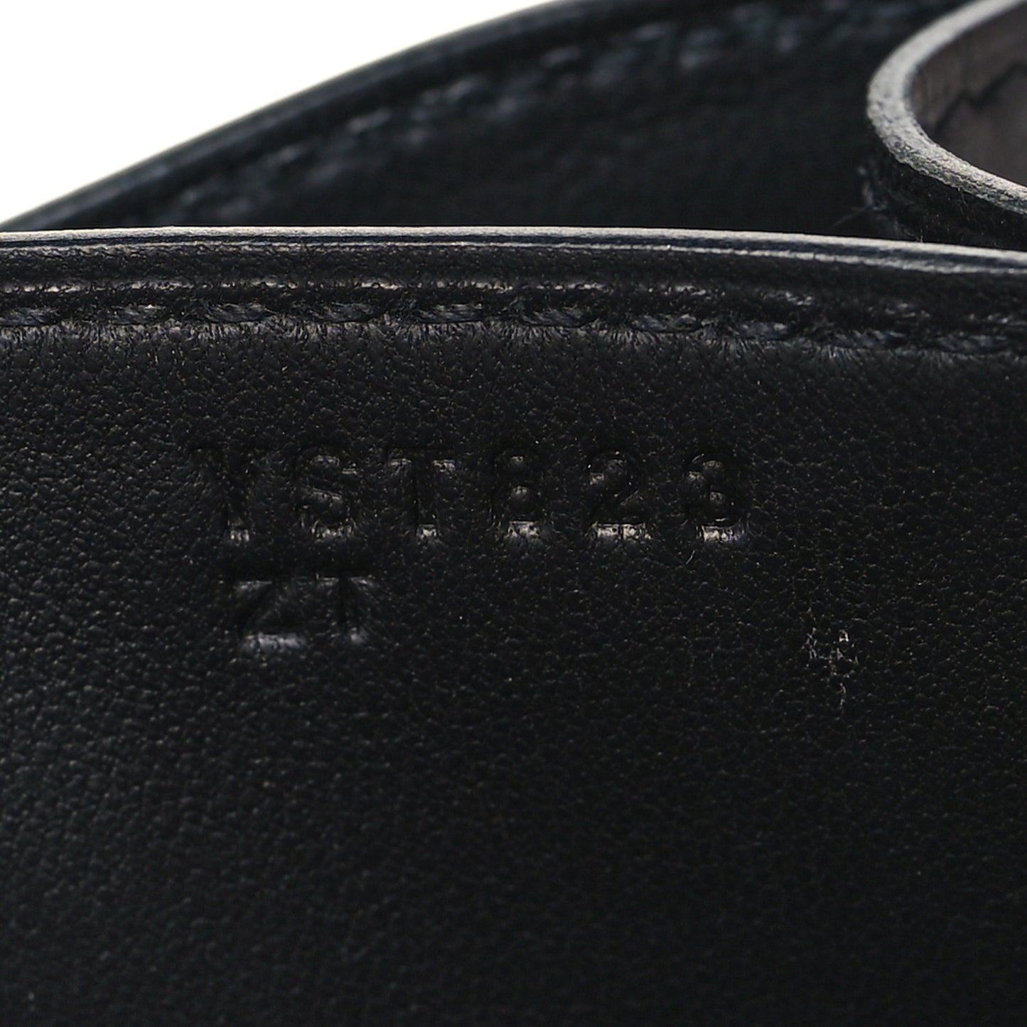 Veau Monsieur Lizard Constance 18 Black Ombre