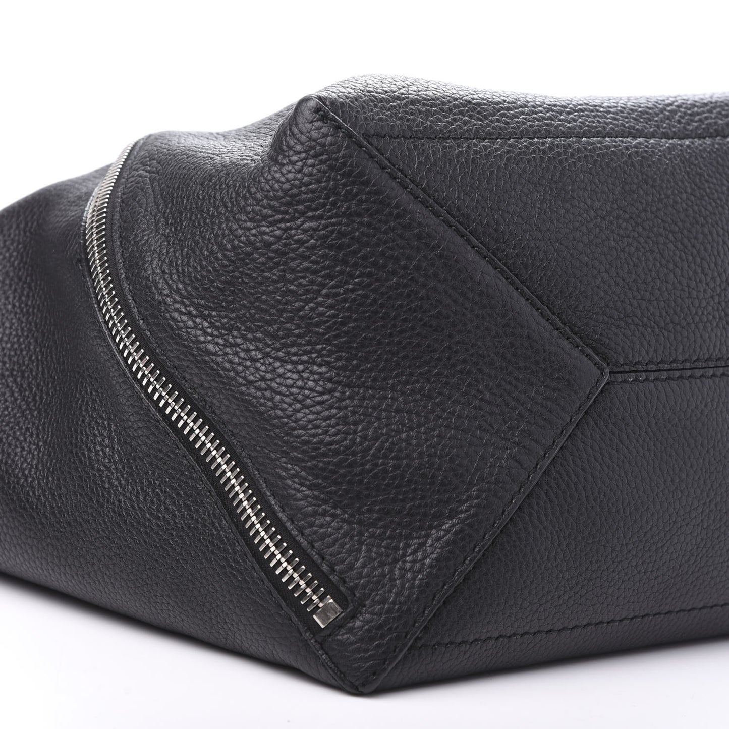 Pebbled Calfskin Medium Zip Hobo Black