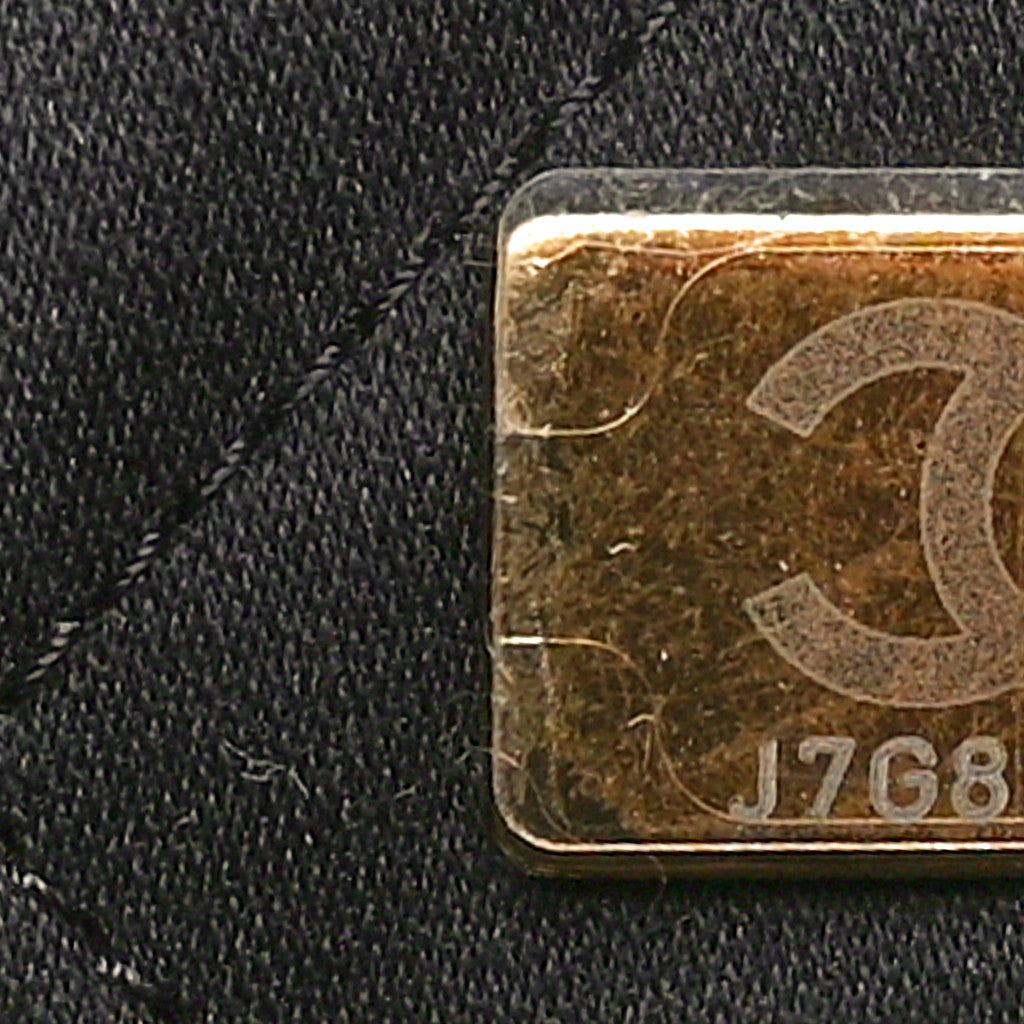 Shiny Calfskin Quilted Small Chanel 22 Black