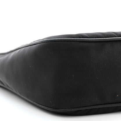 Prada Nylon Re-Edition 2005 Shoulder Bag Black 13 of 15