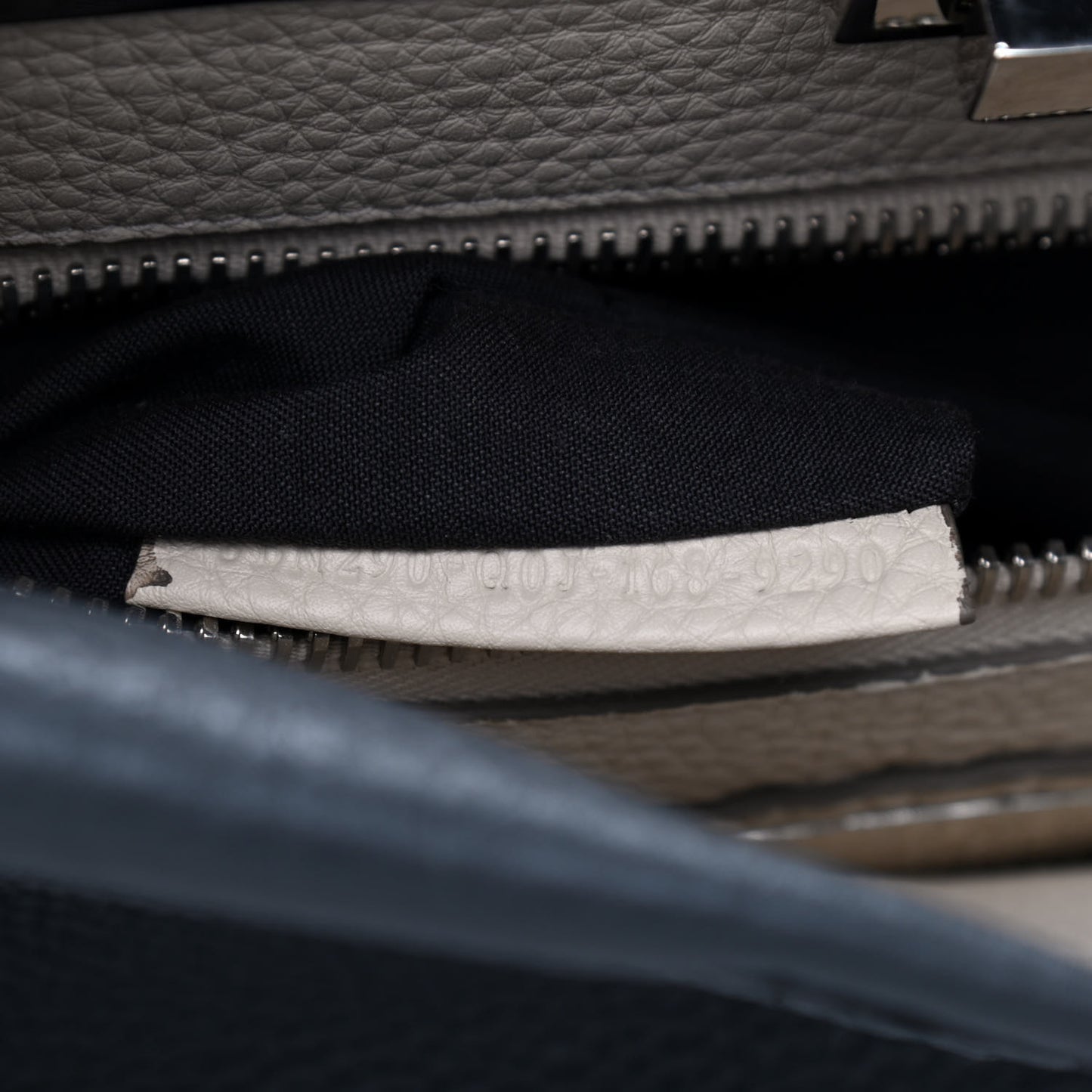 Cuoio Romano Selleria Bi-Color Medium Peekaboo Iconic Satchel Asfalto Latte