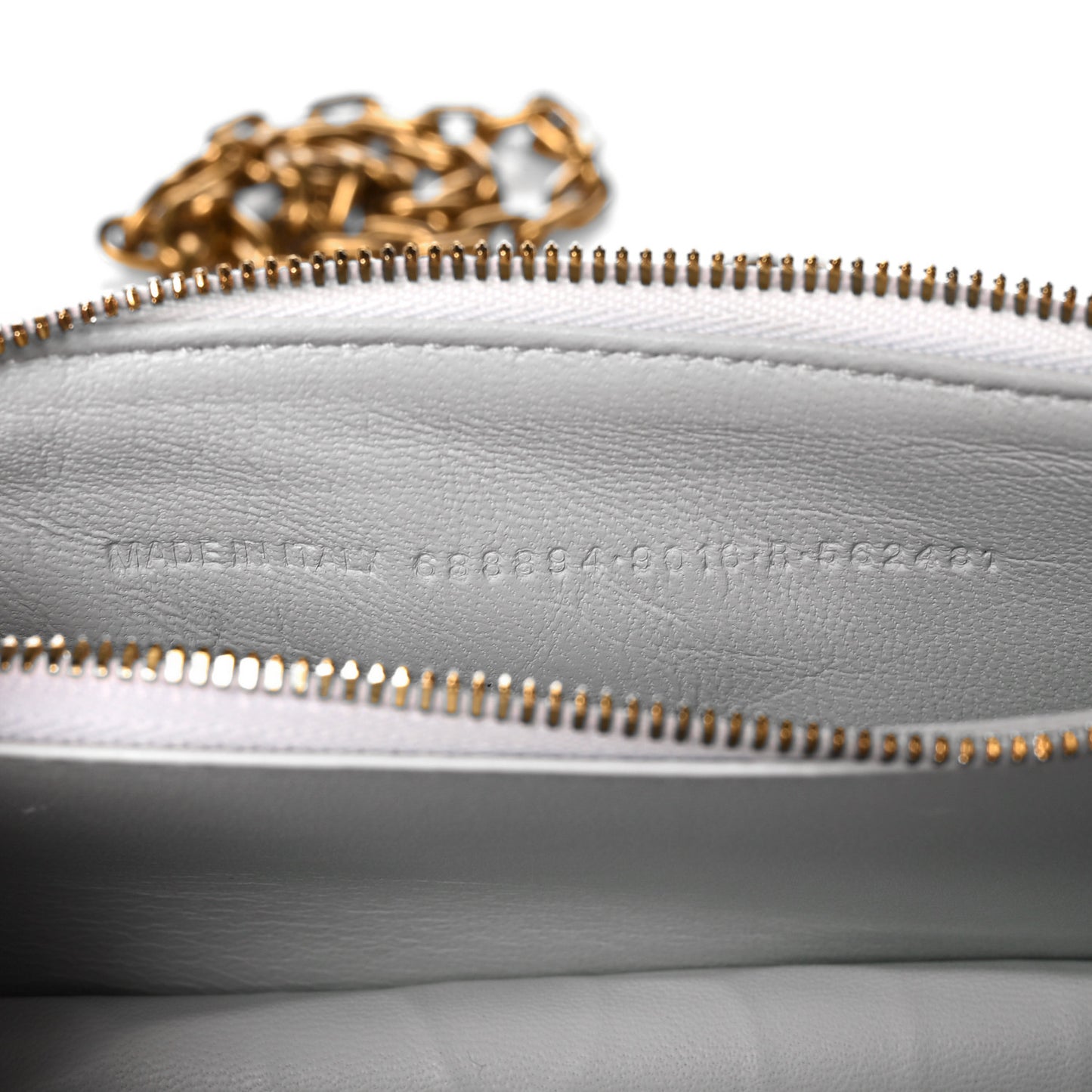 Extra Supple Calfskin Crocodile Embossed Gossip Wallet On Chain Optic White