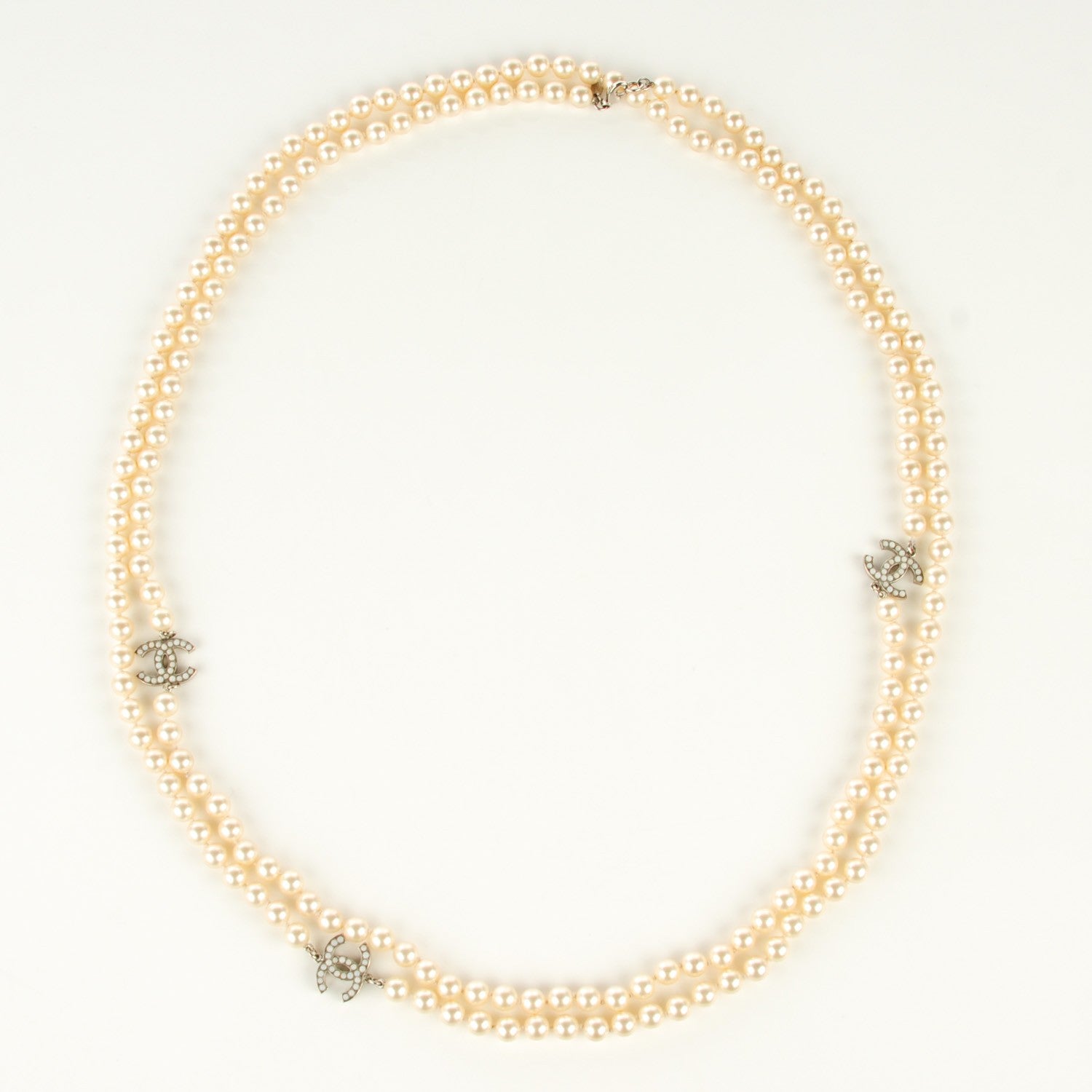 Chanel Pearl CC Long Necklace Silver 3 of 6