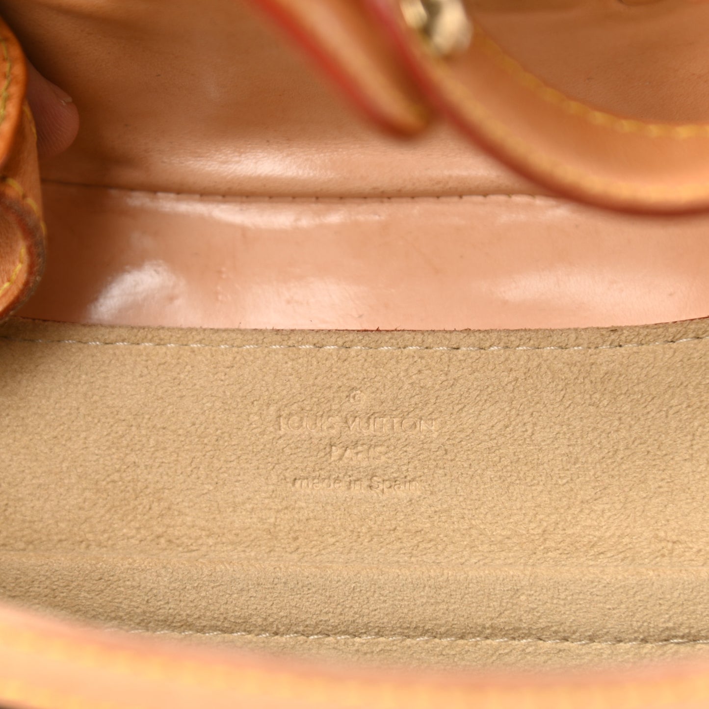 Monogram Leonor