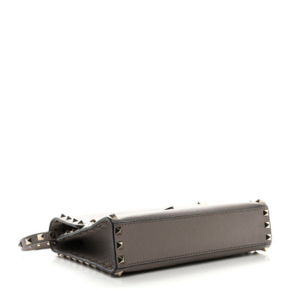 Valentino Garavani Pebbled Calfskin Medium Rockstud Flip Lock Crossbody Bag Poudre 4 of 10