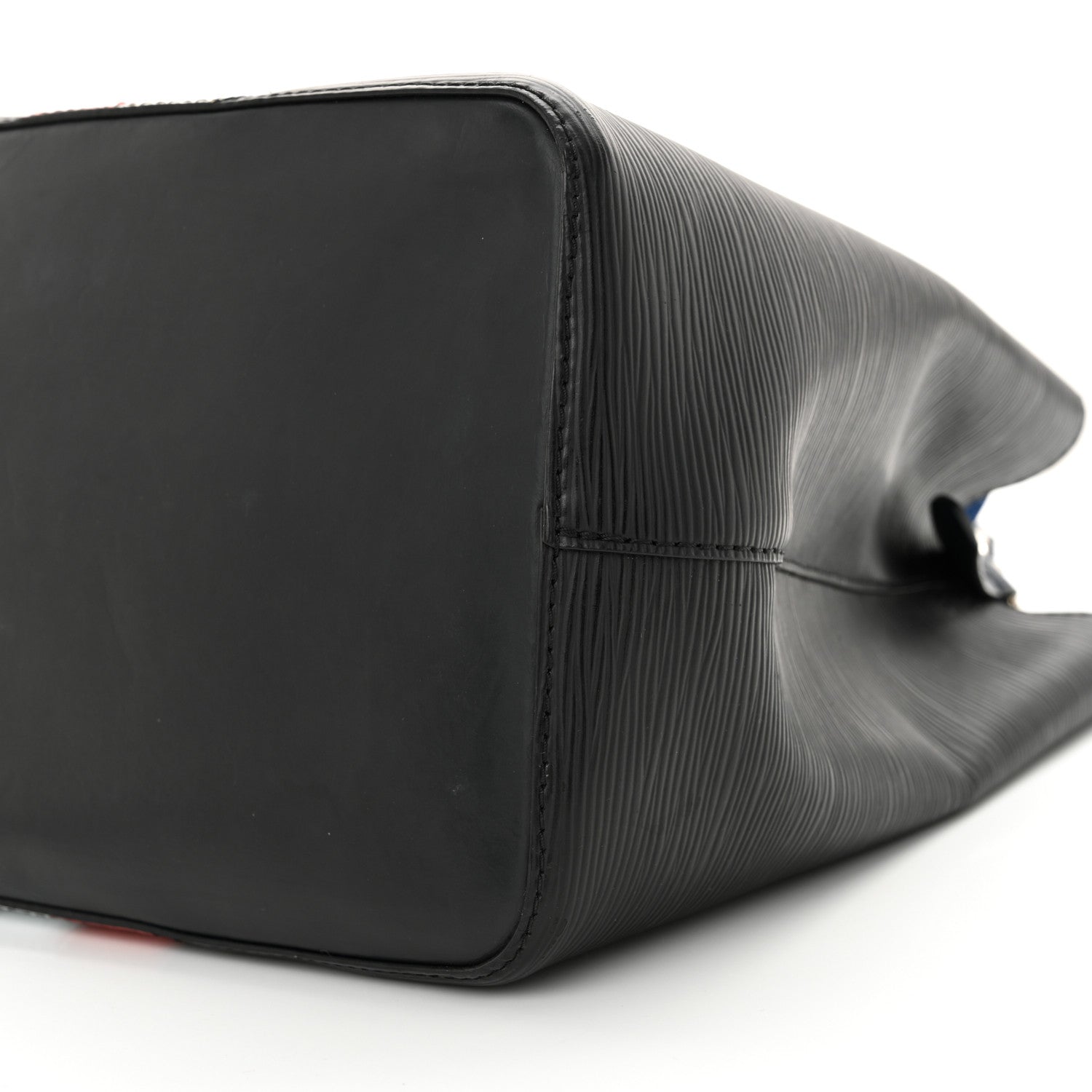 Louis Vuitton Epi NeoNoe Noir 10 of 12
