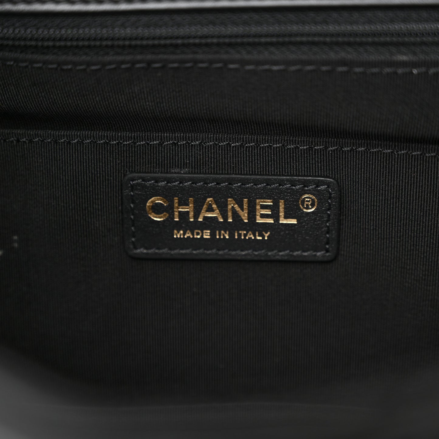 Calfskin Quilted Large Bubbly Flap Black
