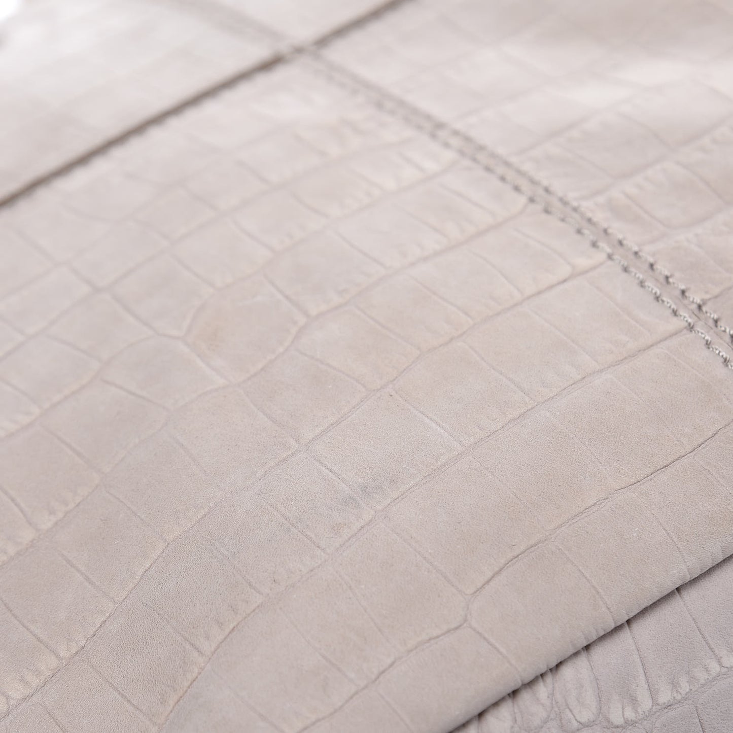 Nubuck Crocodile Embossed Medium Nightingale Taupe