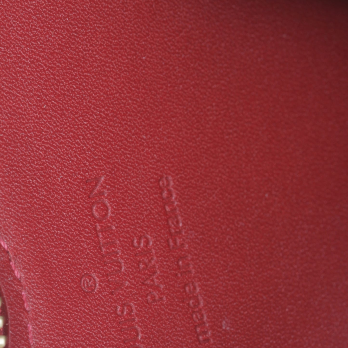 Vernis Coeur Heart Coin Purse Pomme D'Amour
