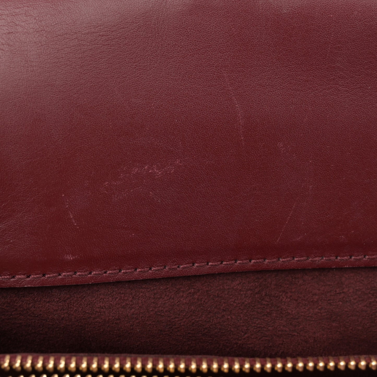 Monogram Venus Raisin