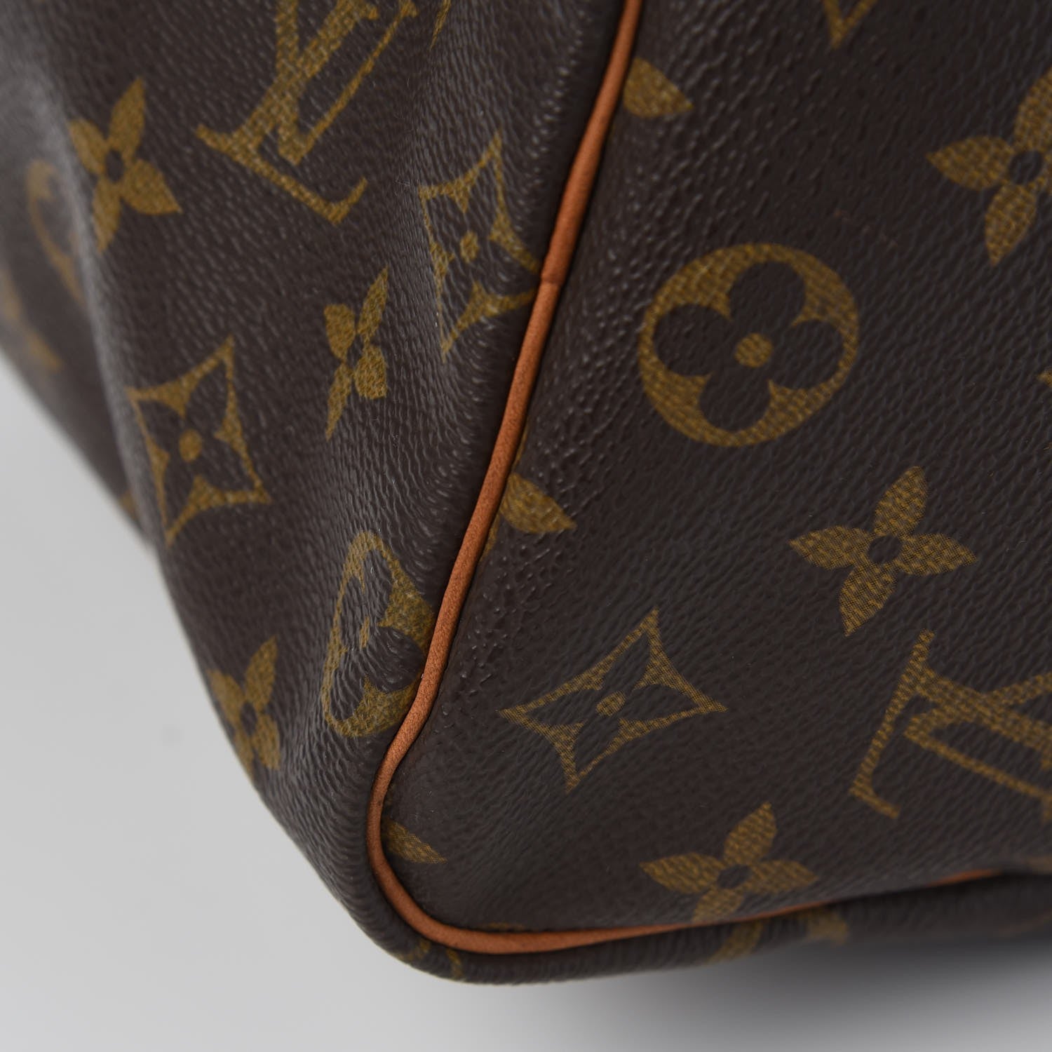 Louis Vuitton Monogram Speedy 25 11 of 17