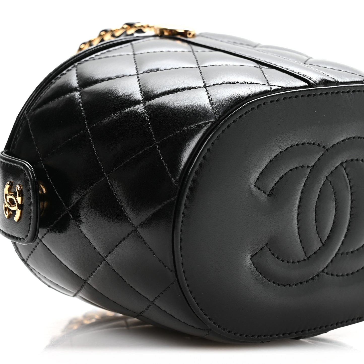 Calfskin Quilted Mini Basket Top Handle Vanity Case Black