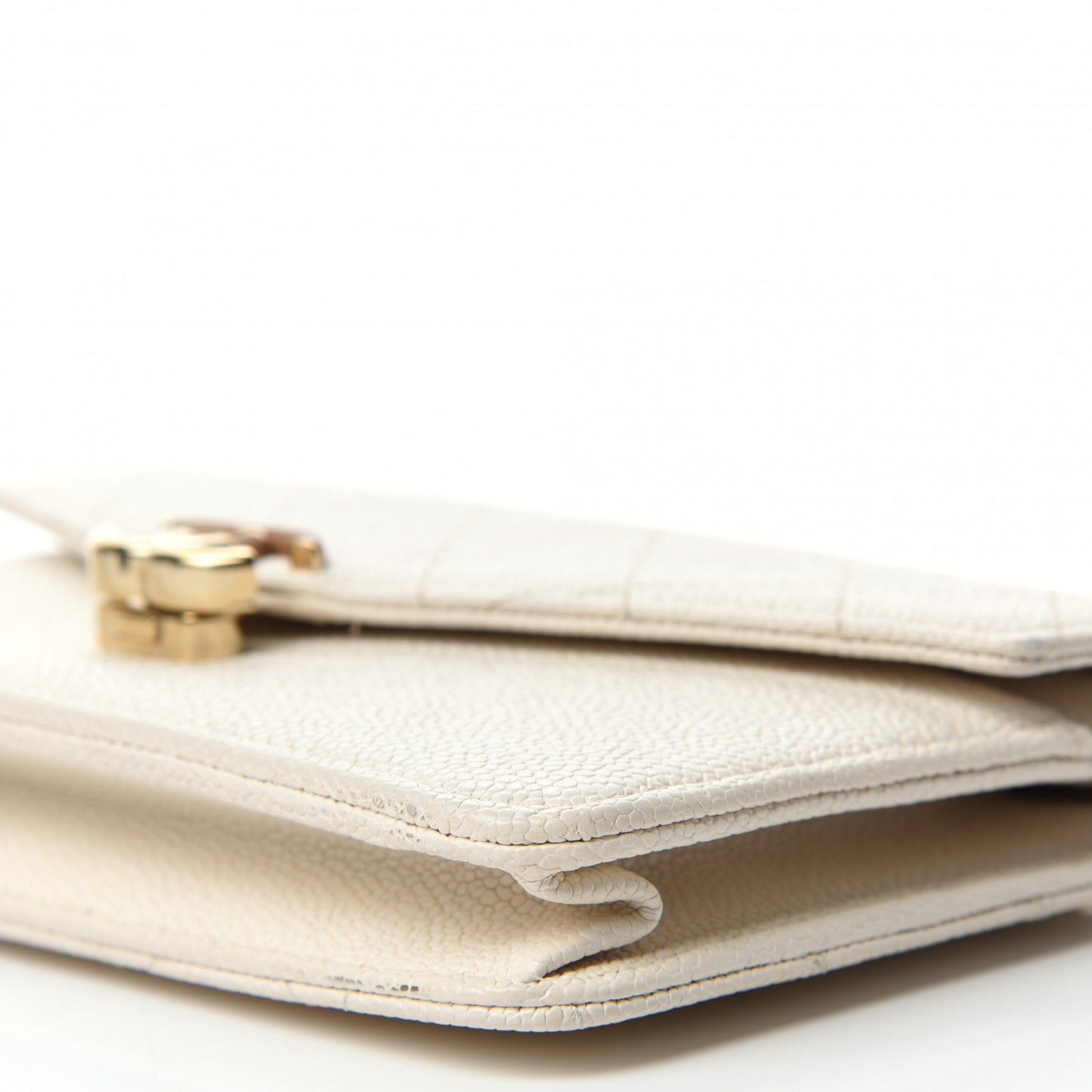 Grained Calfskin Quilted Cuba Wallet On Chain WOC White