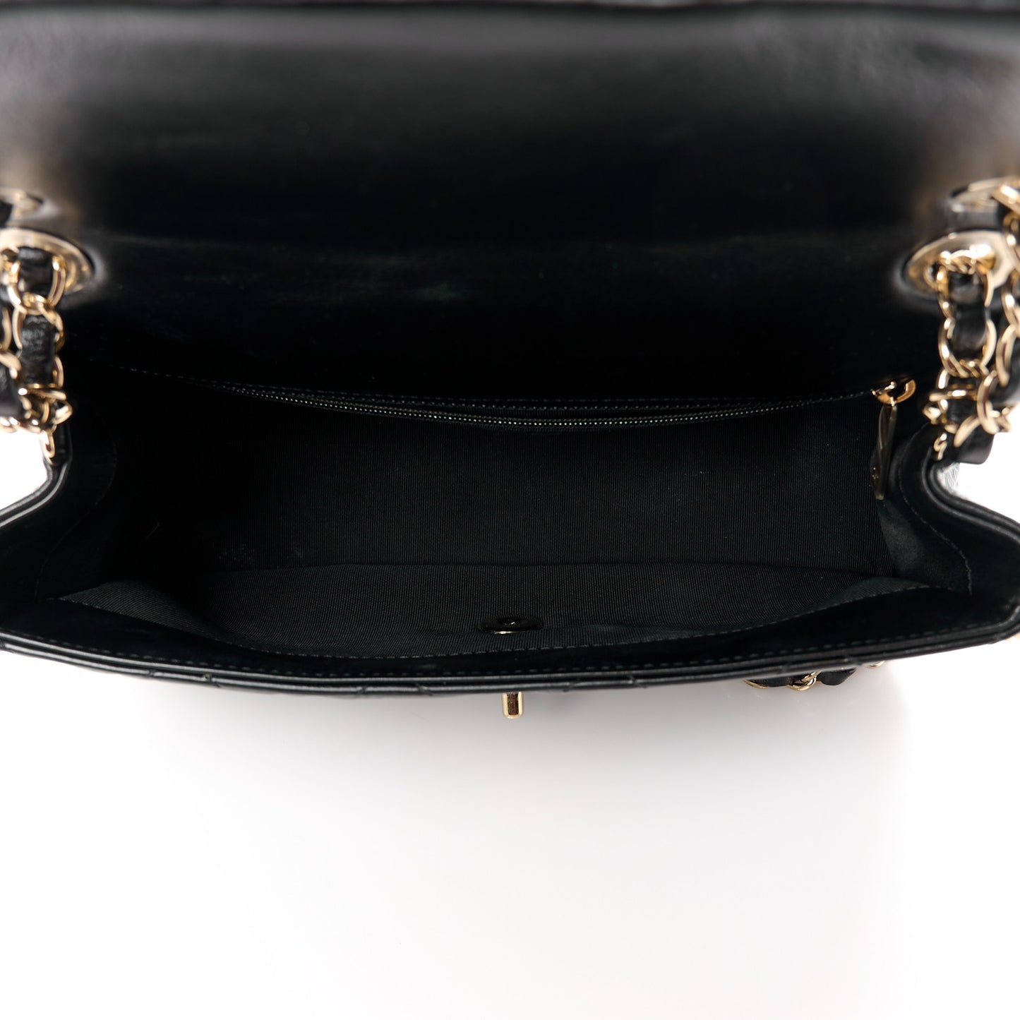 Crumpled Calfskin Medium Chain All Over Flap Black