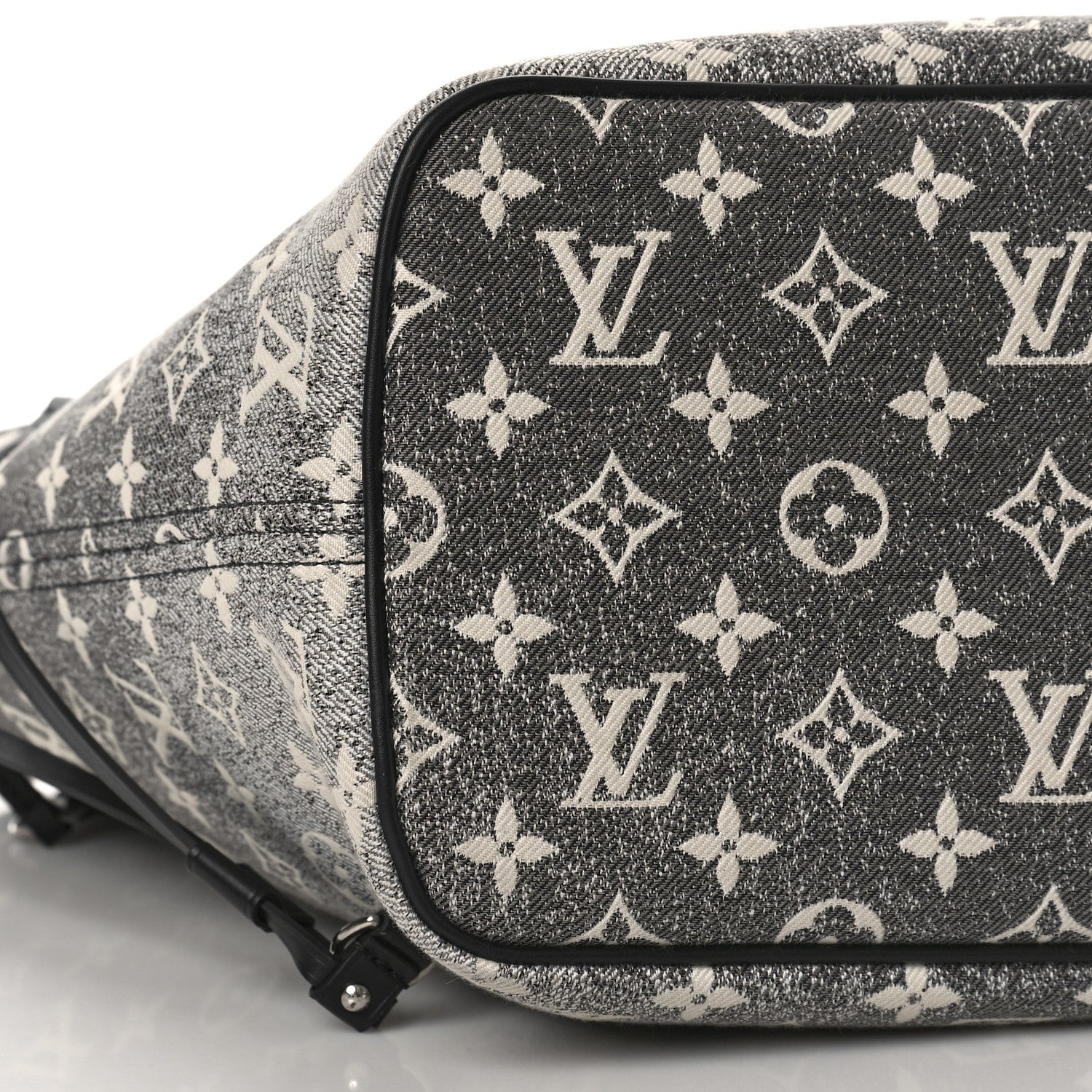 Louis Vuitton Denim Monogram Jacquard Neverfull MM Grey 8 of 9