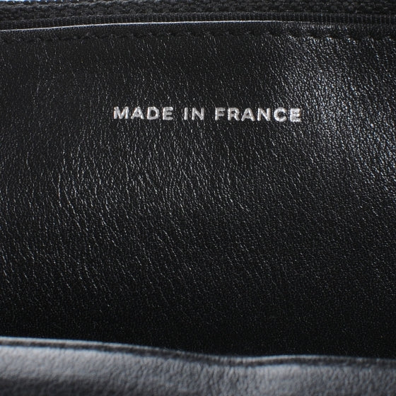 Patent Quilted Wallet On Chain WOC Black