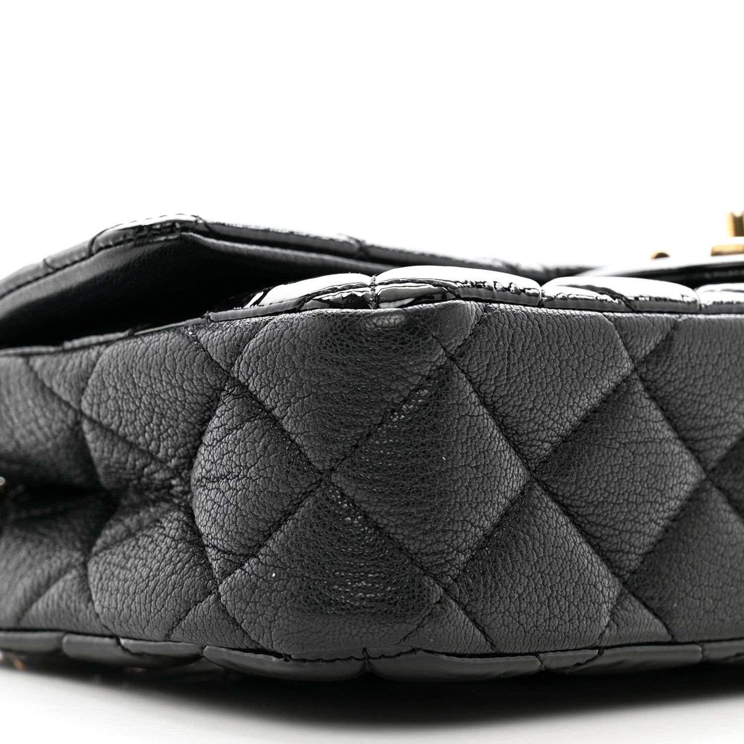 Chanel Patent Goatskin Quilted Medium CC Eyelet Flap Black 9 of 13