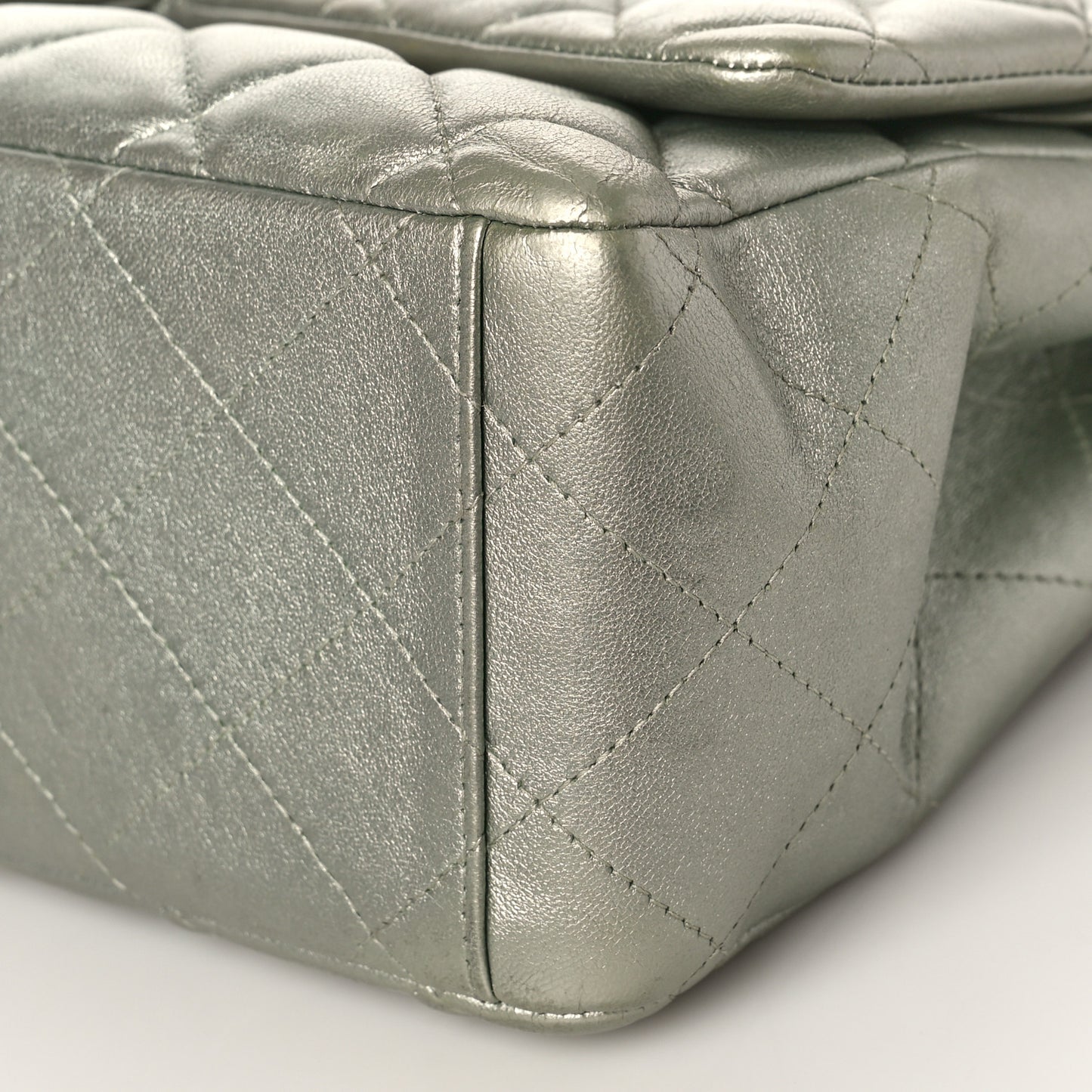 Metallic Lambskin Quilted Maxi Double Flap Green