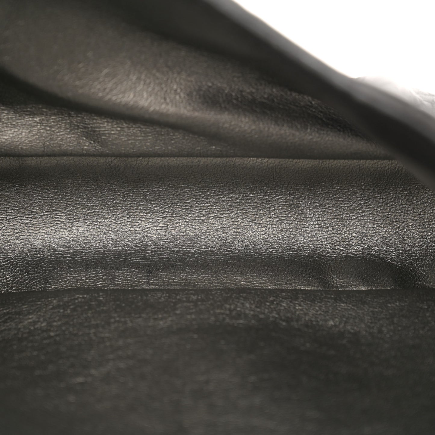 Distressed Lambskin Lady Braid Flap Black