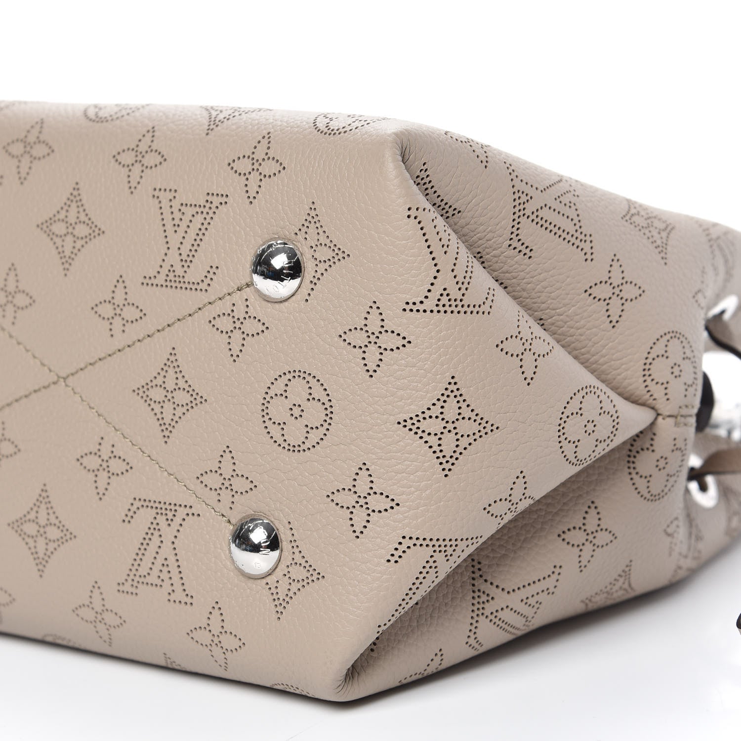Louis Vuitton Mahina Bella Galet 8 of 8