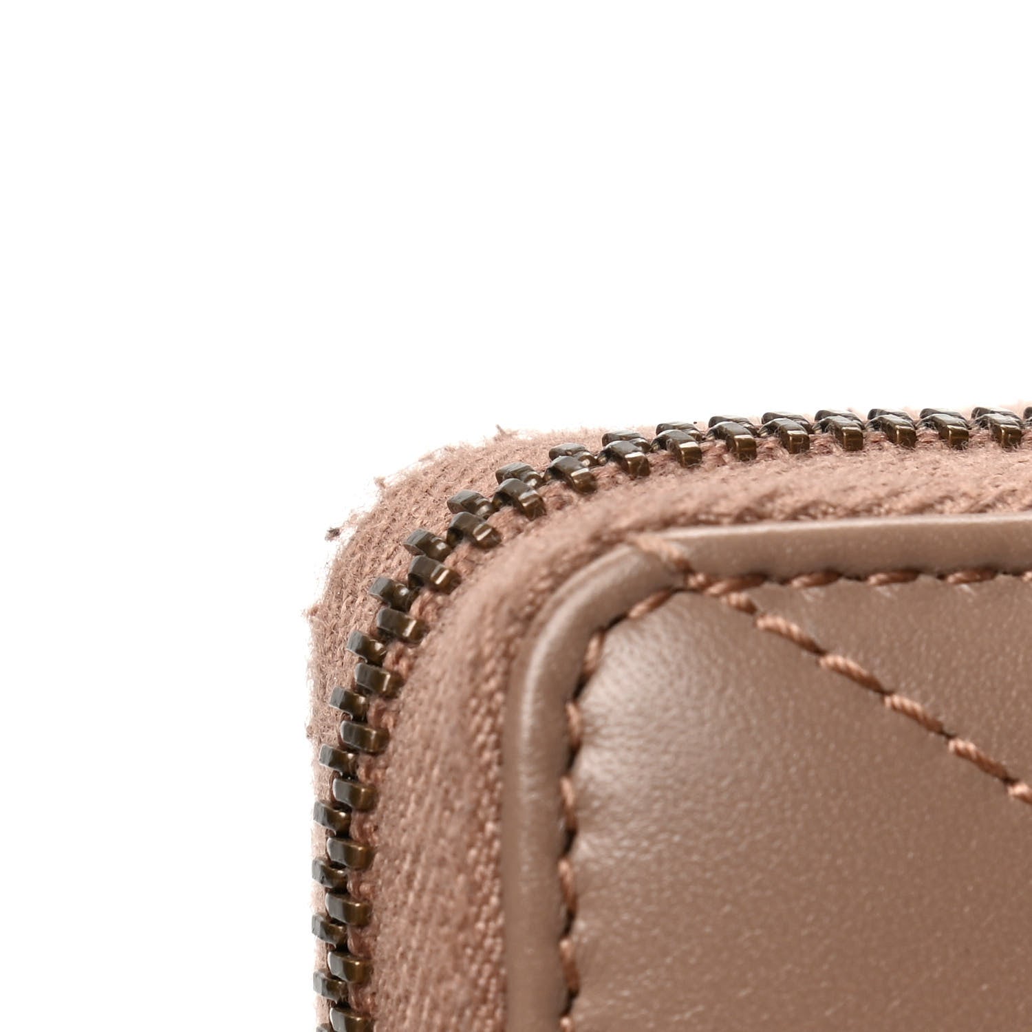 Gucci Calfskin Matelasse GG Marmont Zip Around Wallet Porcelain Rose 5 of 6