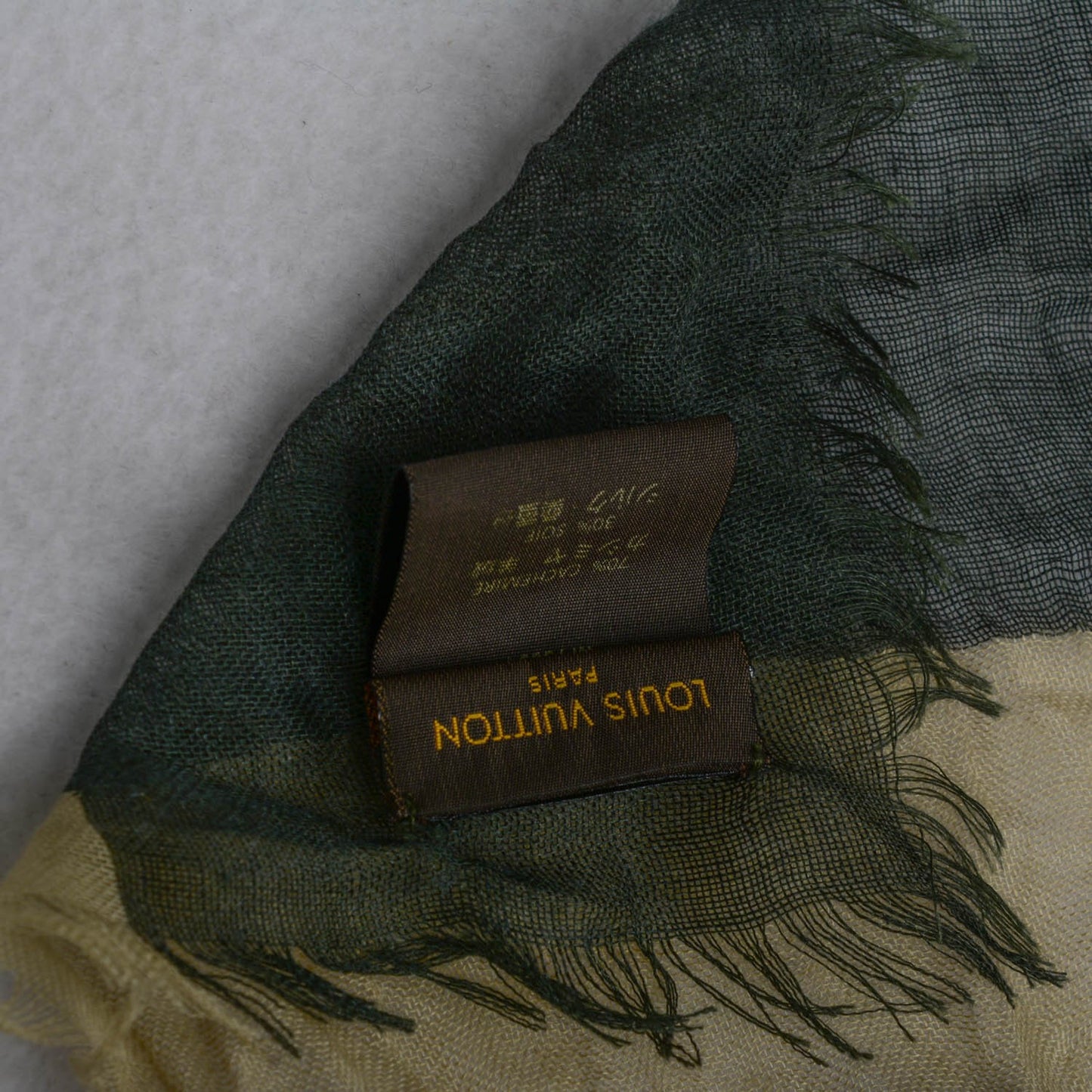 Cashmere Silk Leopard V Stole Kaki Vanilla