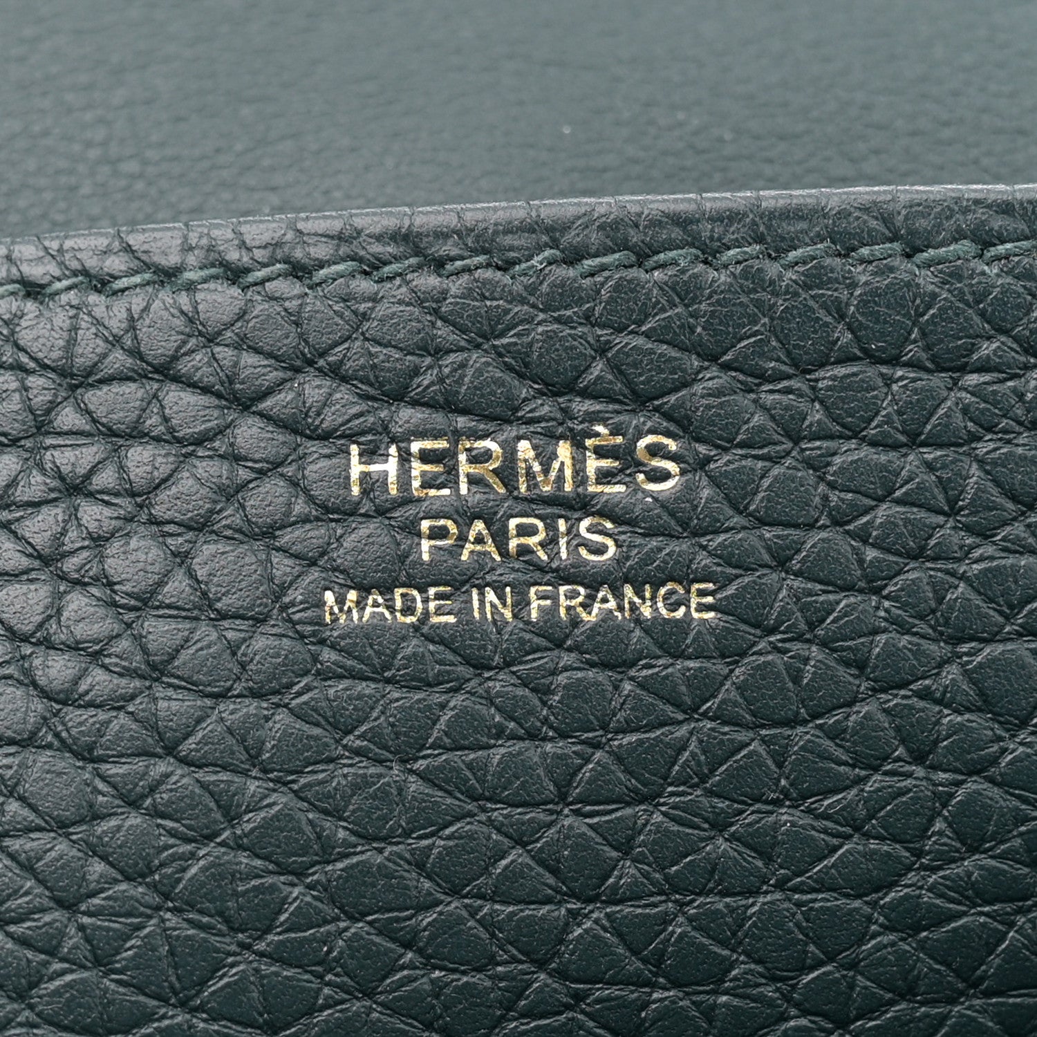 Hermes Taurillon Clemence Halzan 25 Vert Cypress 1672137