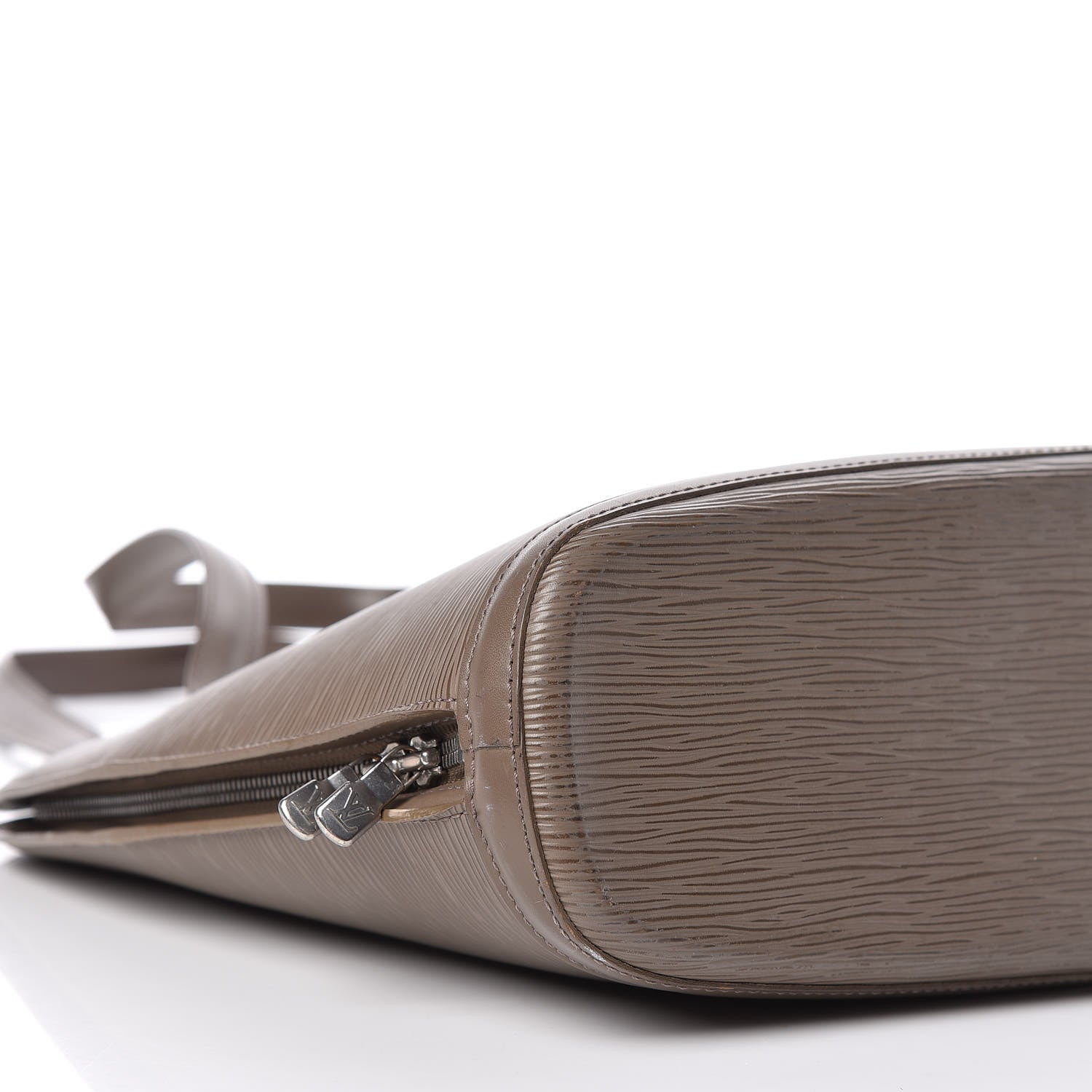 Louis Vuitton Epi Lussac Pepper 7 of 10