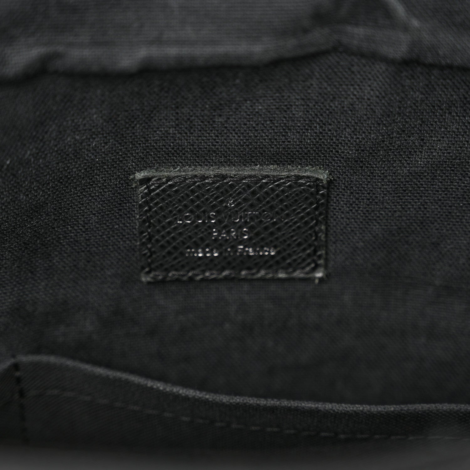 Louis Vuitton Taiga Andrei Ardoise 6 of 31
