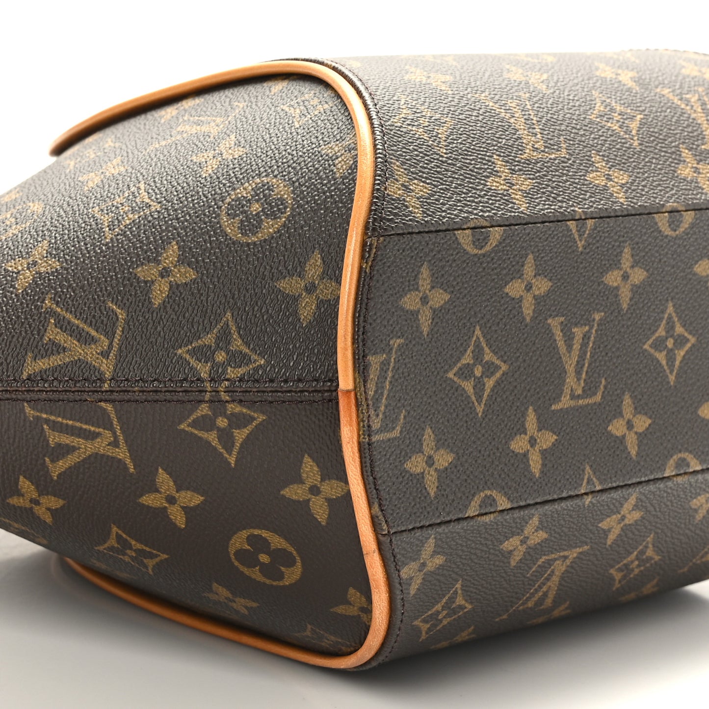 Monogram Ellipse MM