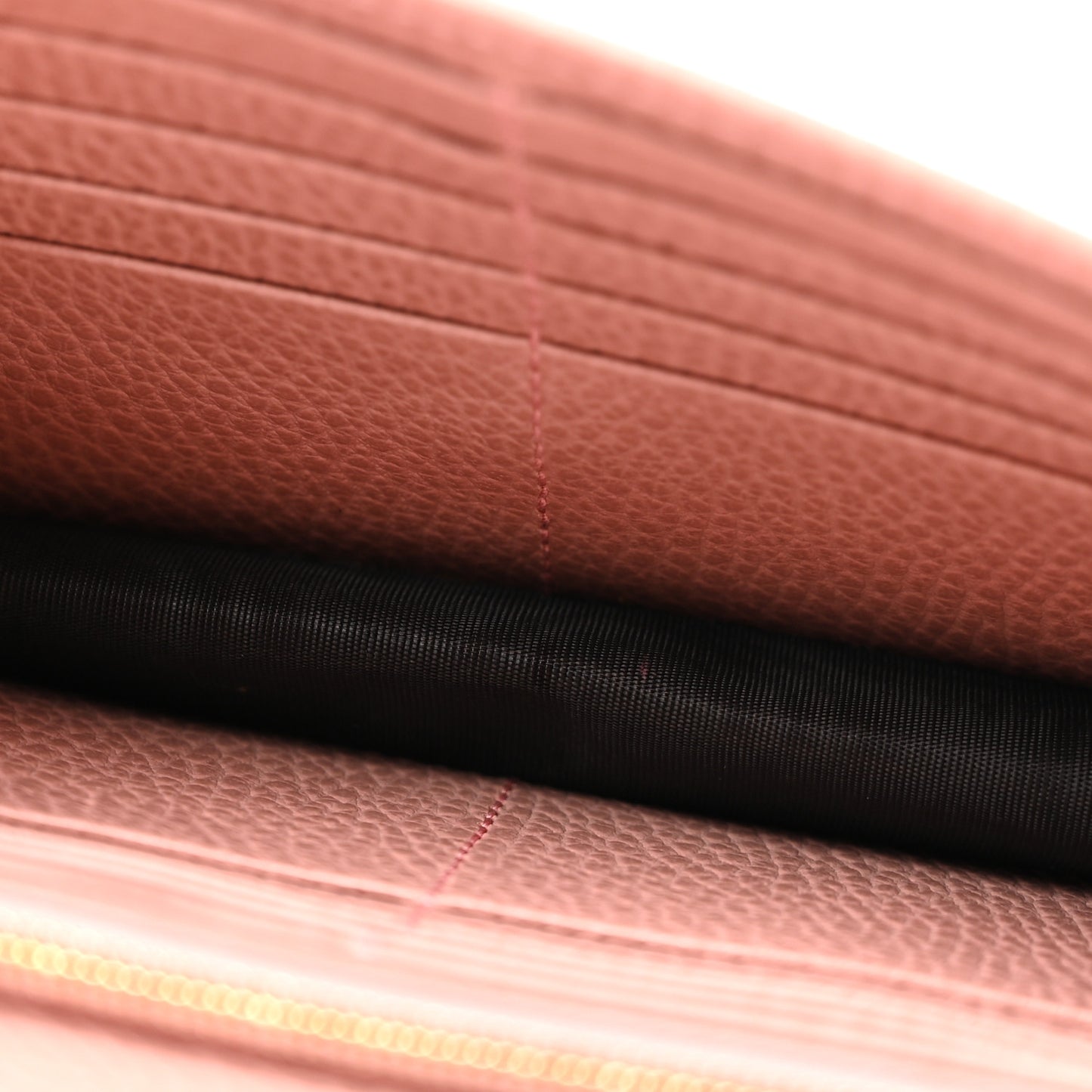 Dollar Calfskin Interlocking G Chain Wallet Soft Pink