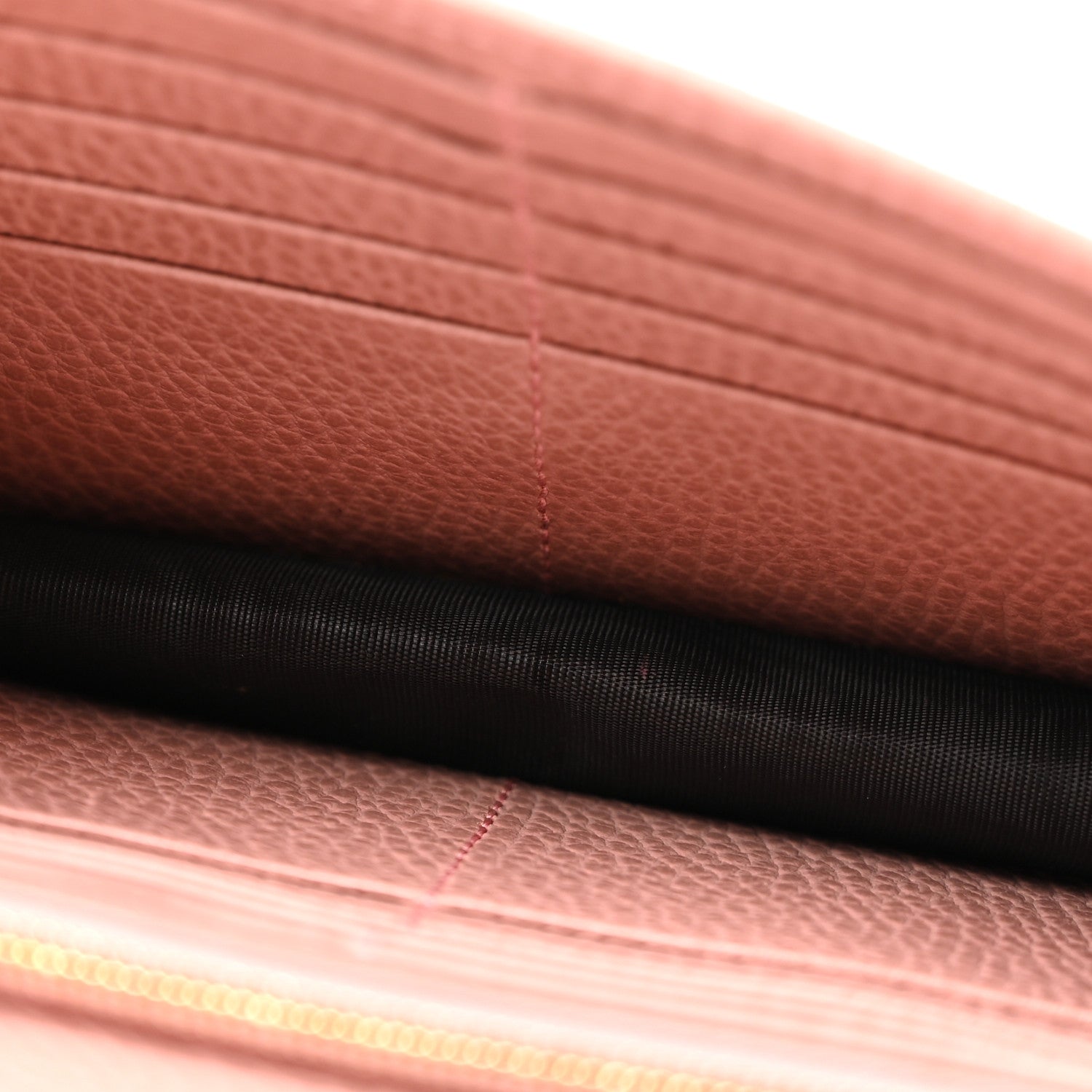 Gucci Dollar Calfskin Interlocking G Chain Wallet Soft Pink 5 of 12