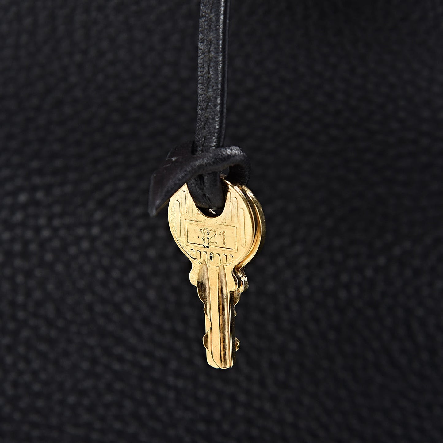 Togo Birkin 35 Black