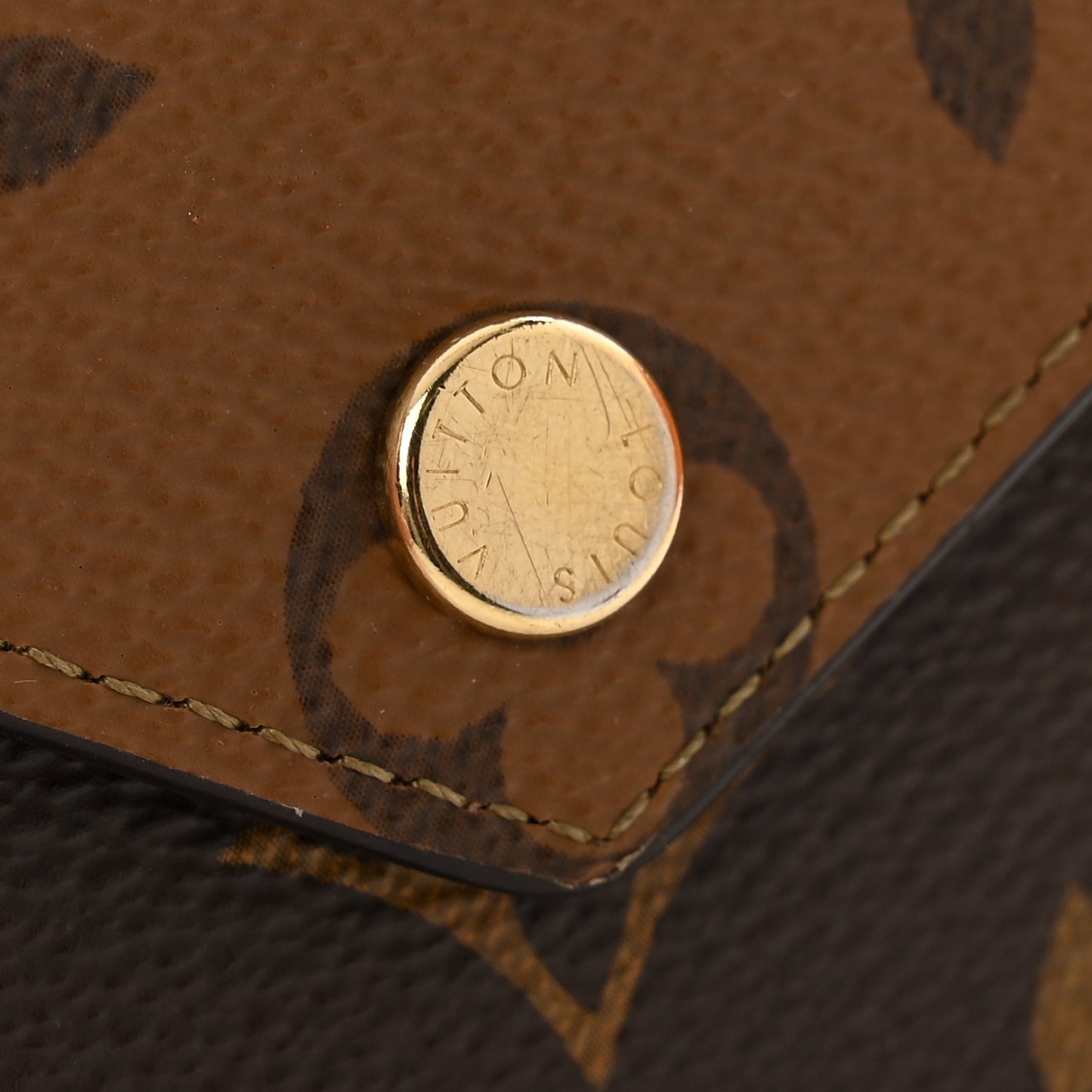 Reverse Monogram Victorine Wallet