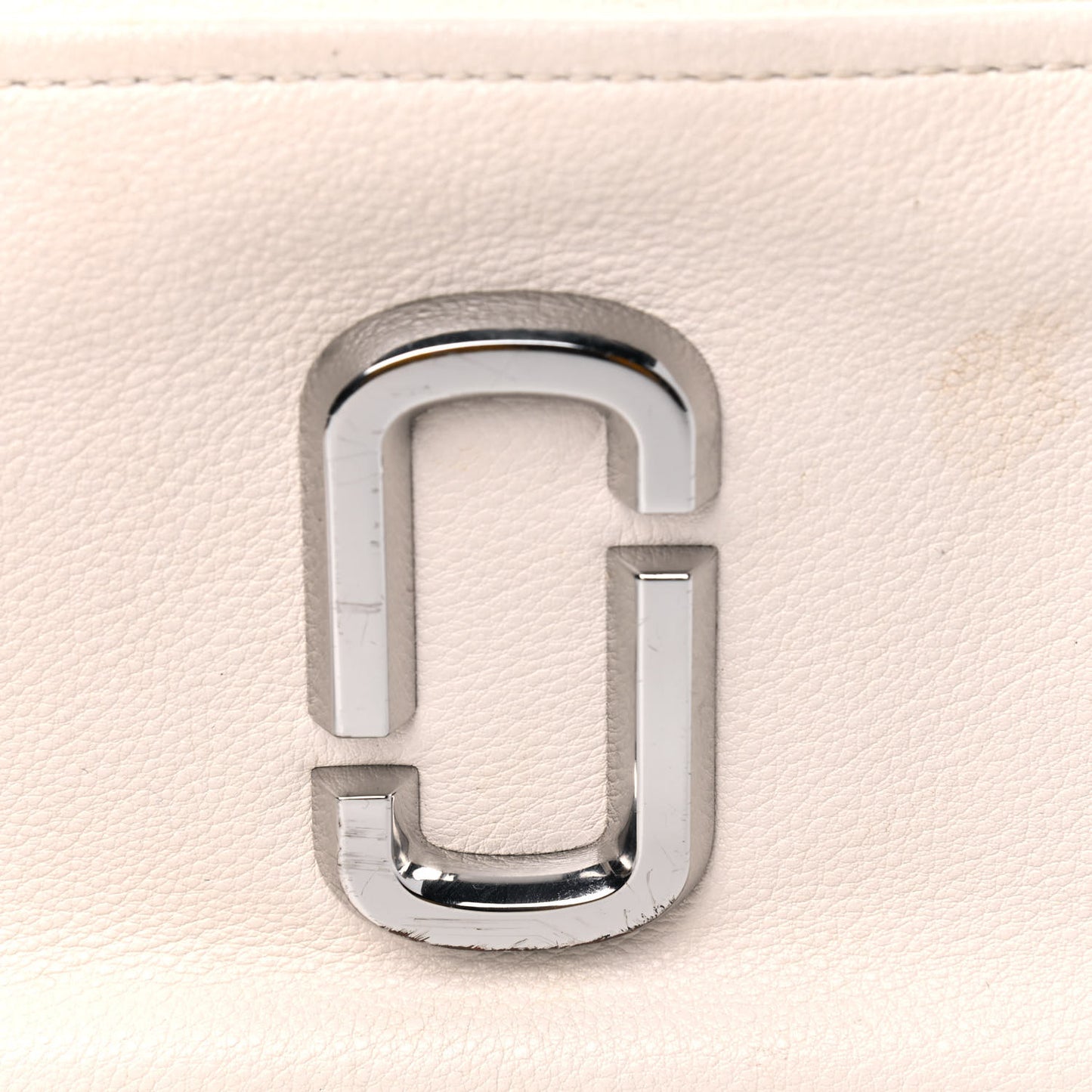Supple Natural Grain Calfskin The Softshot 21 Bag Cream