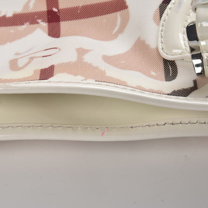 Burberry Nova Check Heart Tote White 11 of 13