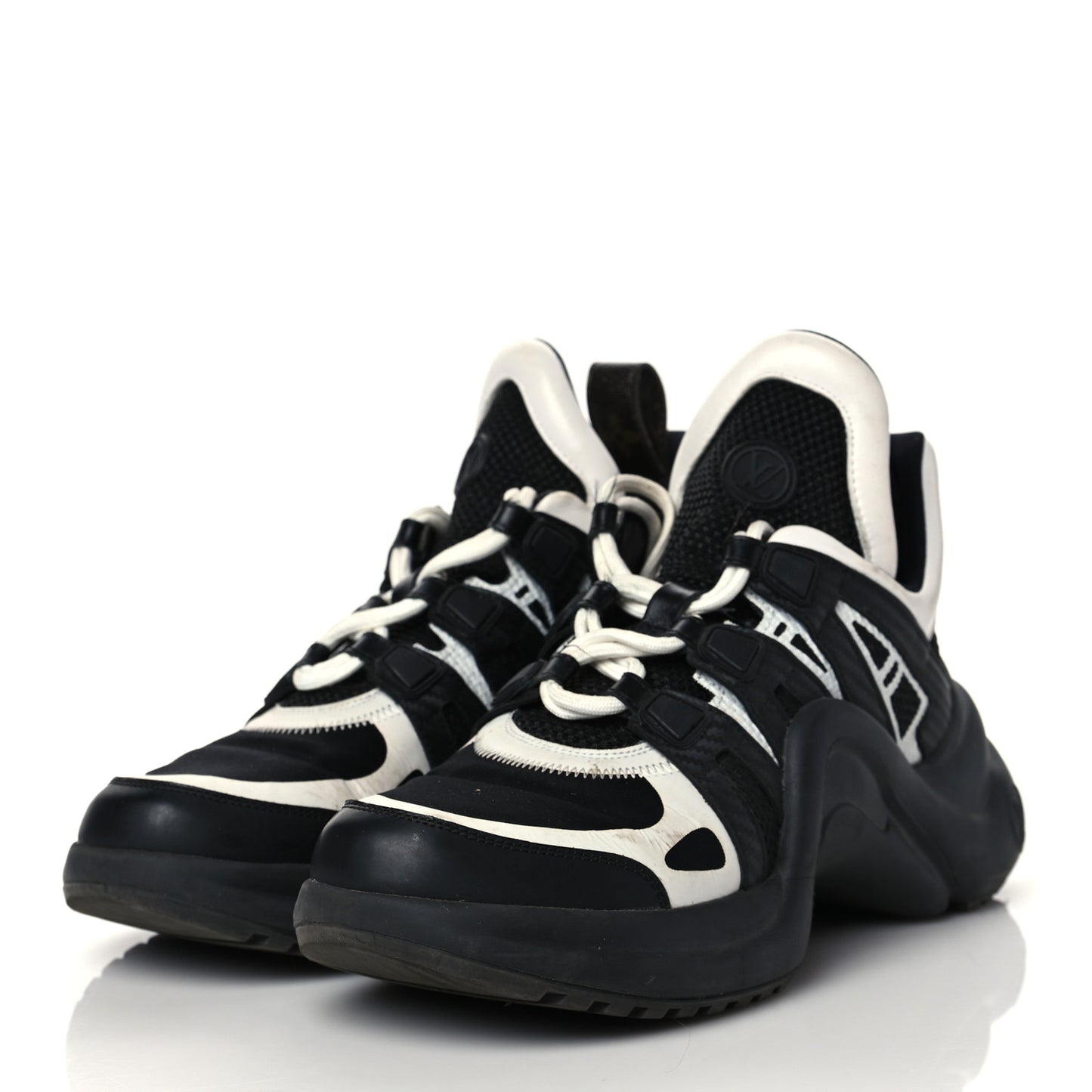 Calfskin Technical Nylon LV Archlight Sneakers 39 Black White