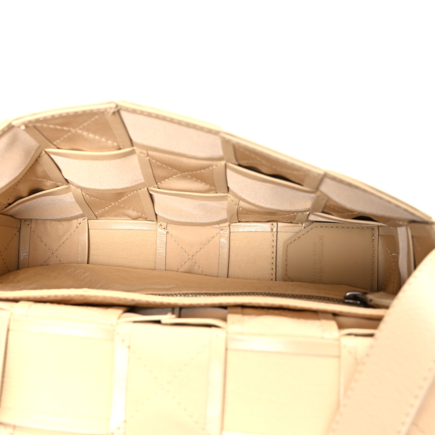 Bottega Veneta Paper Calfskin Maxi Intrecciato Cassette Crossbody Bag Porridge 5 of 13